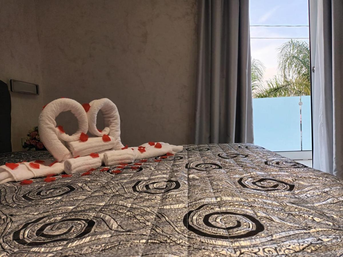 Hotel Presidente Porto Cesareo Bagian luar foto